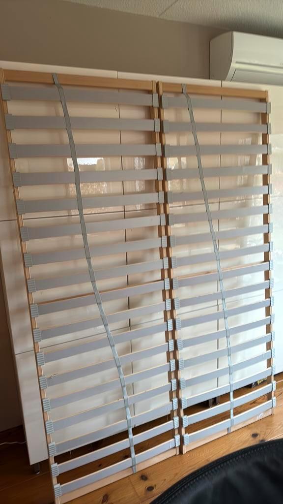 Lattenbodems gratis af te halen