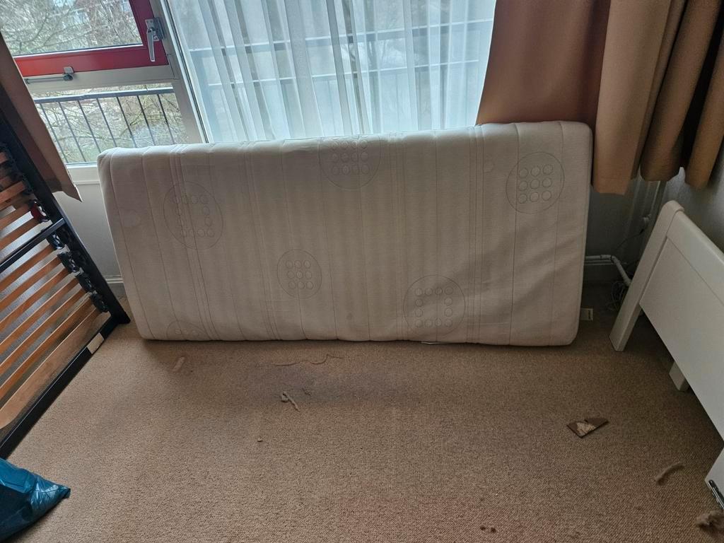 Gratis huisraad ophalen. In Zeist