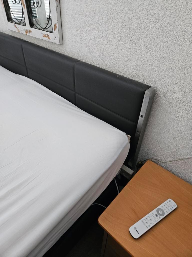 Gratis 2  matrassen 90x200 en een deelbare topper