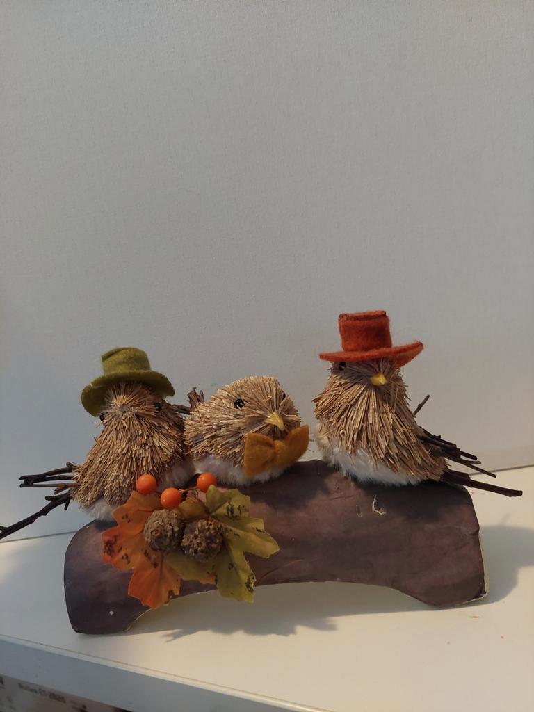 Herfstdecoratie: Vogeldecoratie op tak