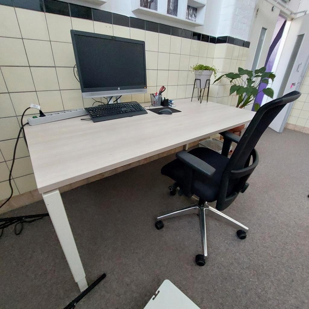 4 Bureaus - Zware Kwaliteit - 180x60 cm - Gratis!