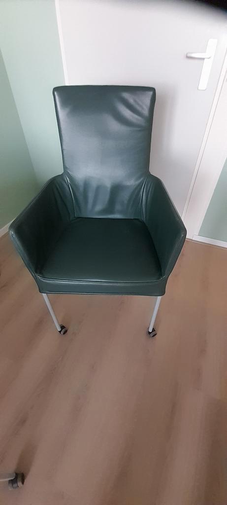 GRATIS Eetkamerstoel leer / groen 4 stuks
