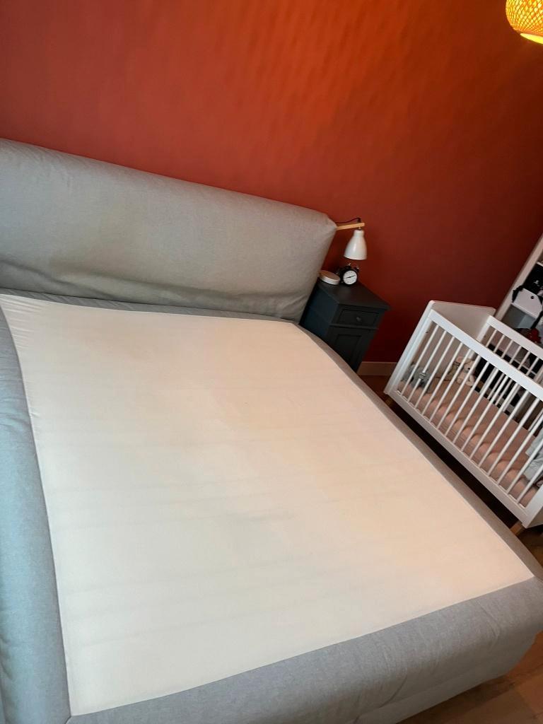 Tweepersoonsbed boxspring GRATIS ophalen