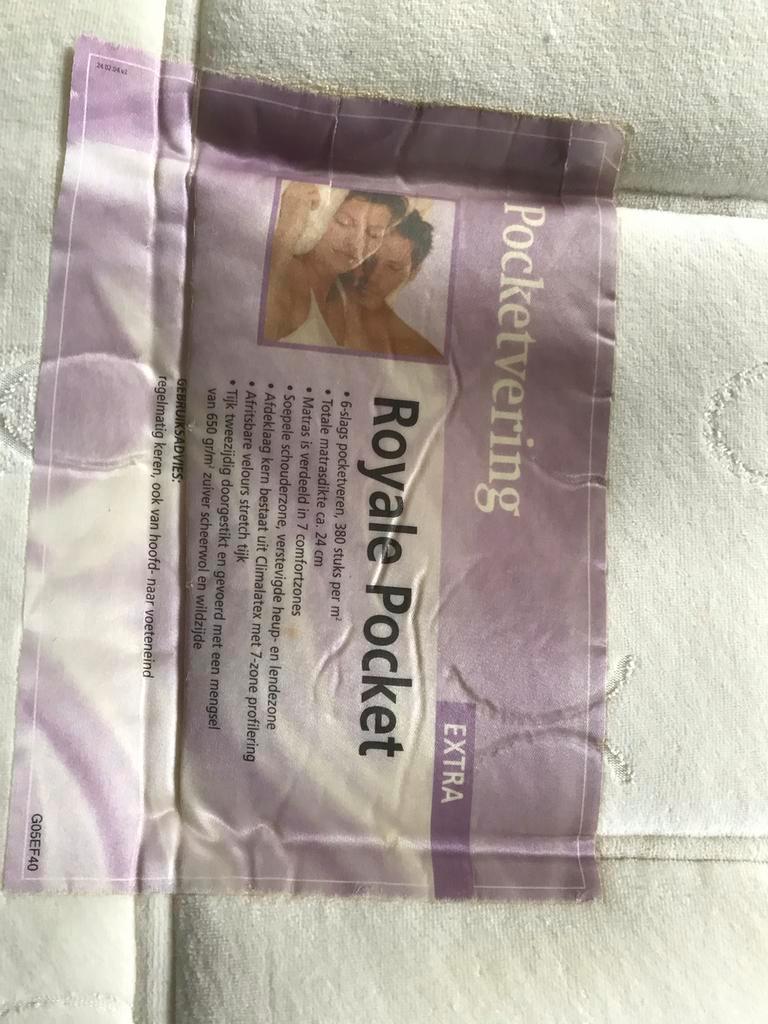 2 nog prima kwaliteitsmatrassen 80x200 cm