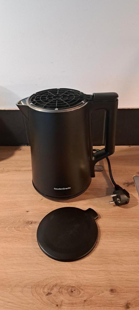 Dubbelwandige RVS waterkoker, 1,7 liter, 2000 Watt, gratis