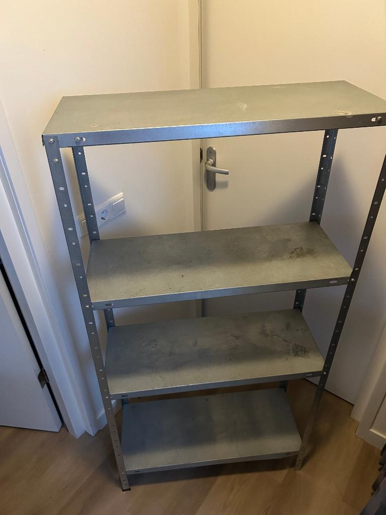 metalen stellingrek gratis af te halen