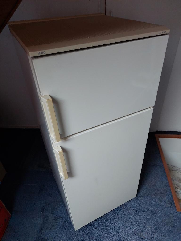 Nette gebruikte koelkast met apart vriesvak