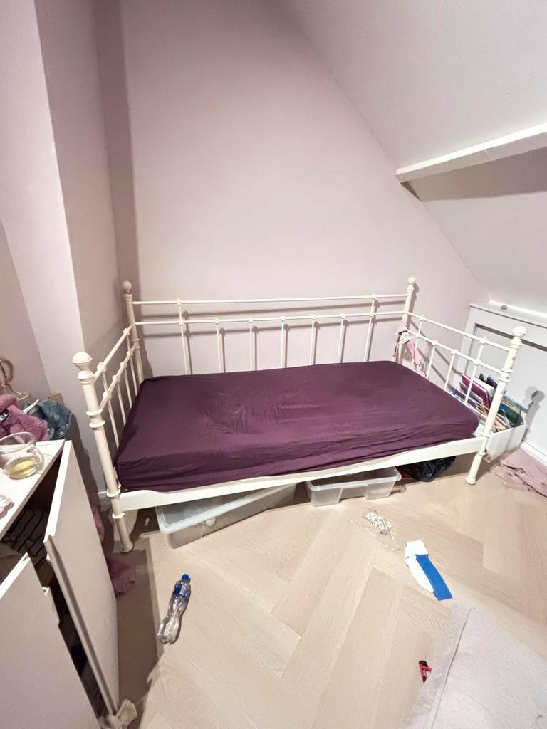 Gratis af te halen: Bed met lattenbodem