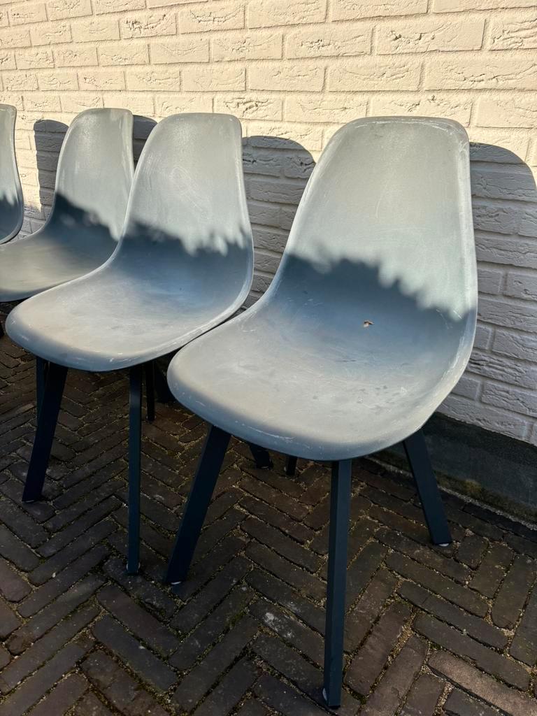 4 gratis tuinstoelen
