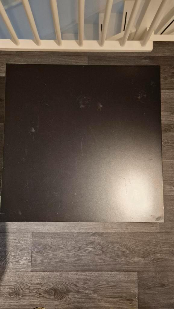 Ikea Lack Bijzettafel - 55x55 cm GRATIS