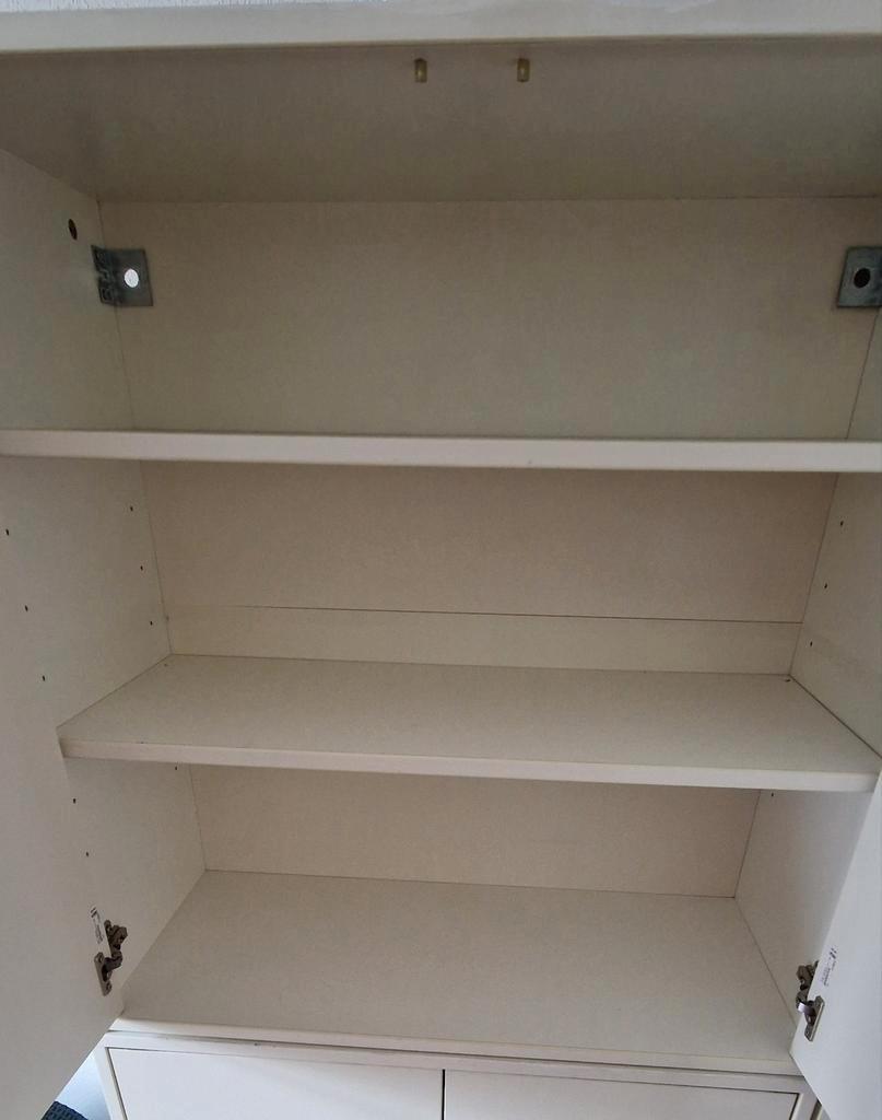 Gratis af te halen: Kastjes (84x82x36, bxhxd)