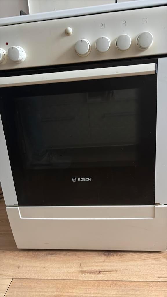 Combi gas fornuis met elektrische oven bosch