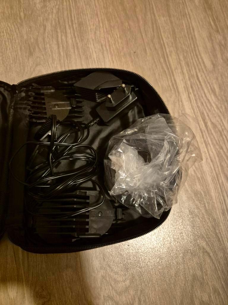 Defecte tondeuse voor onderdelen