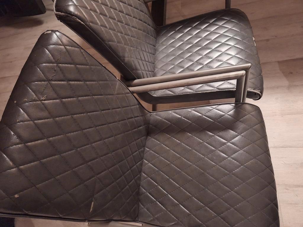 6 Gebruikte Eetkamerstoelen - Stof Laat Los