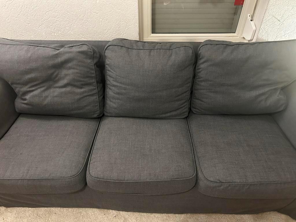 Gratis 3-persoons IKEA Ektorp bank - volgende week ophalen