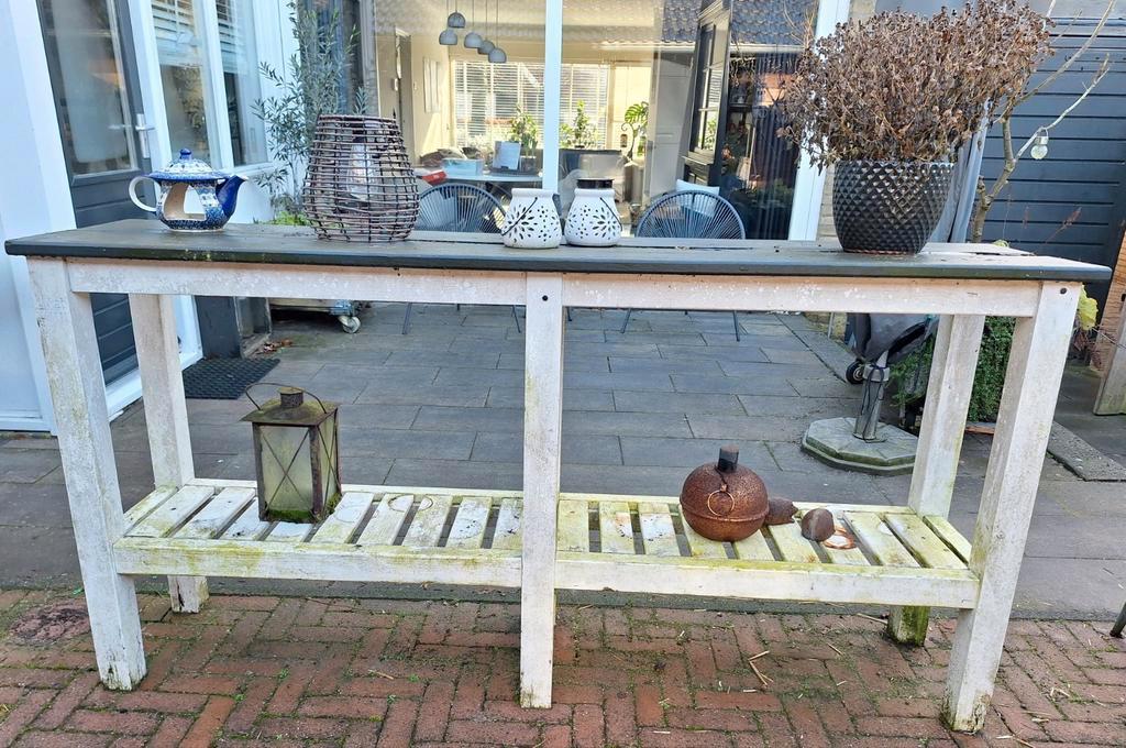 Sidetable met extra plank