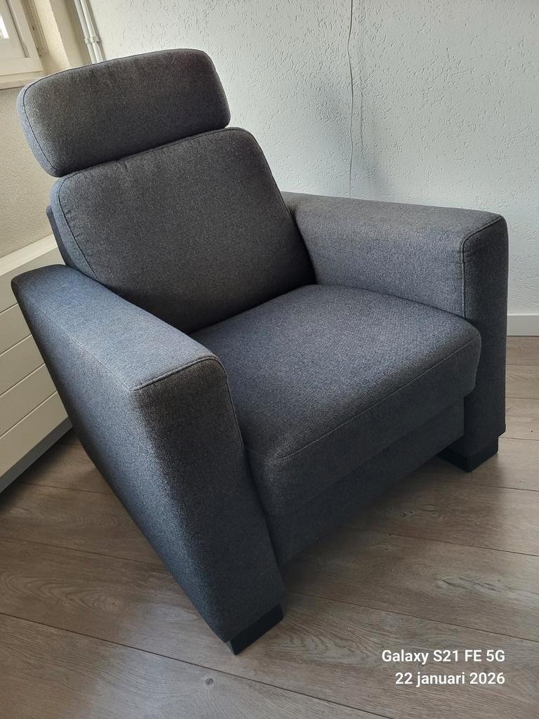 Grijze fauteuil - Zit heerlijk!