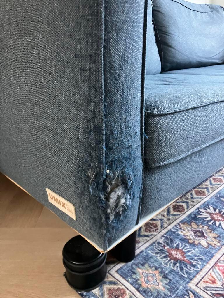 Blauwe bank gratis af te halen.