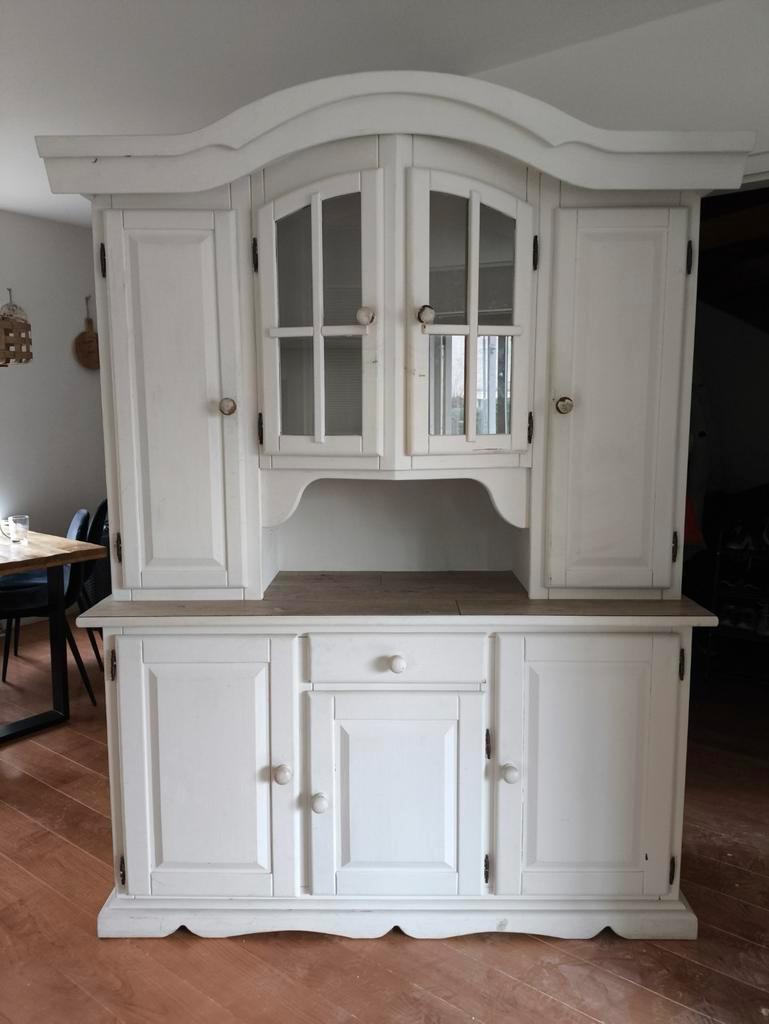 Gratis buffetkast - 2m hoog, 1.58m breed