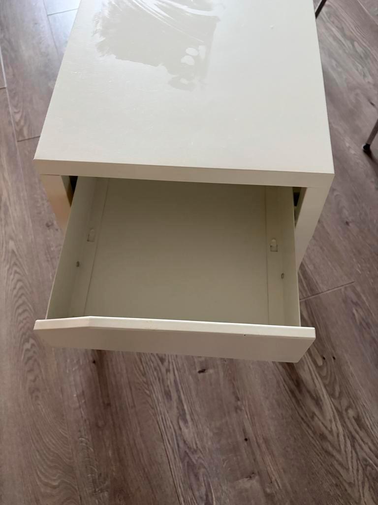 Ikea ijzeren nachtkastje - Gratis op te halen!