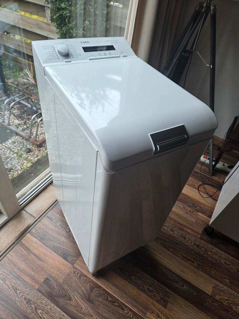 Gratis bovenlader wasmachine. LET OP! deze is DEFECT, KAPOT!