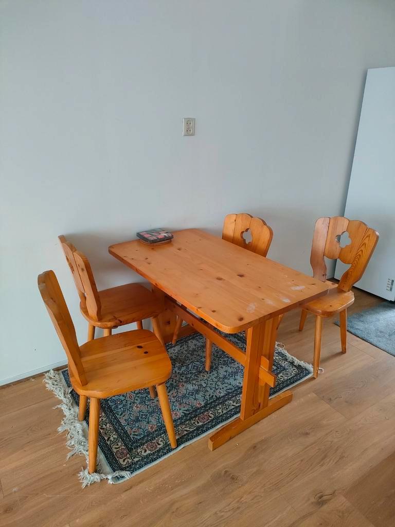 Gratis  laminaat in warme houtlook (40-50 m²), Spijkenisse