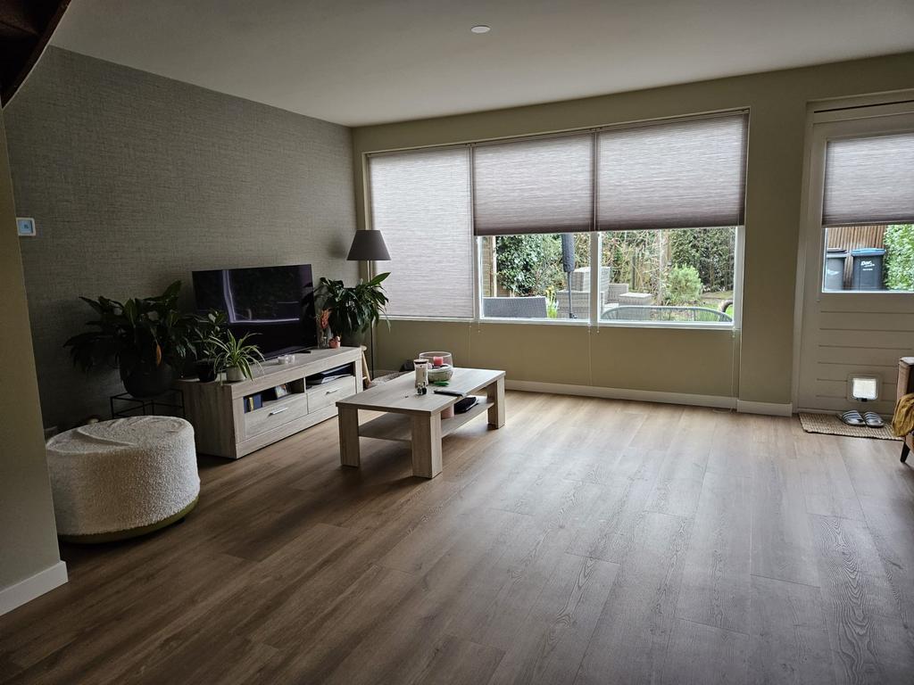 Gratis ophalen - Eikenhouten salontafel in goede staat