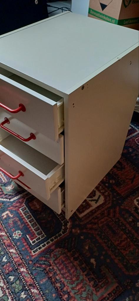 Ladenkastje. Gratis ophalen