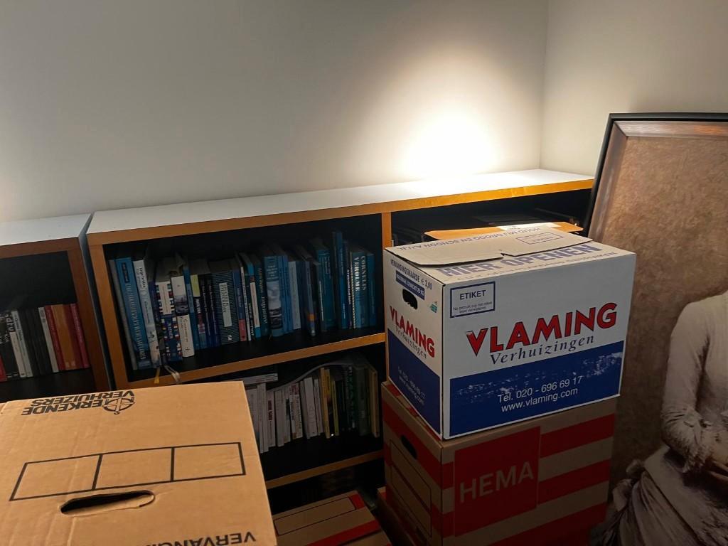 4x Boekenkast gratis op te halen