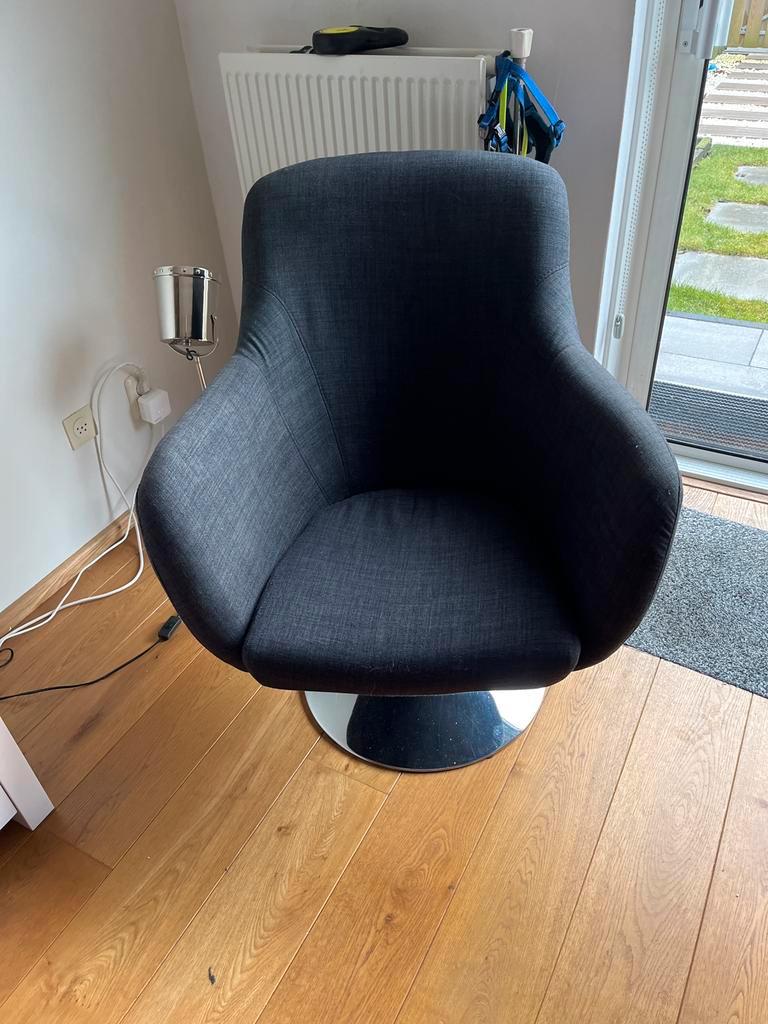 Stijlvolle draaifauteuil met stoffen bekleding