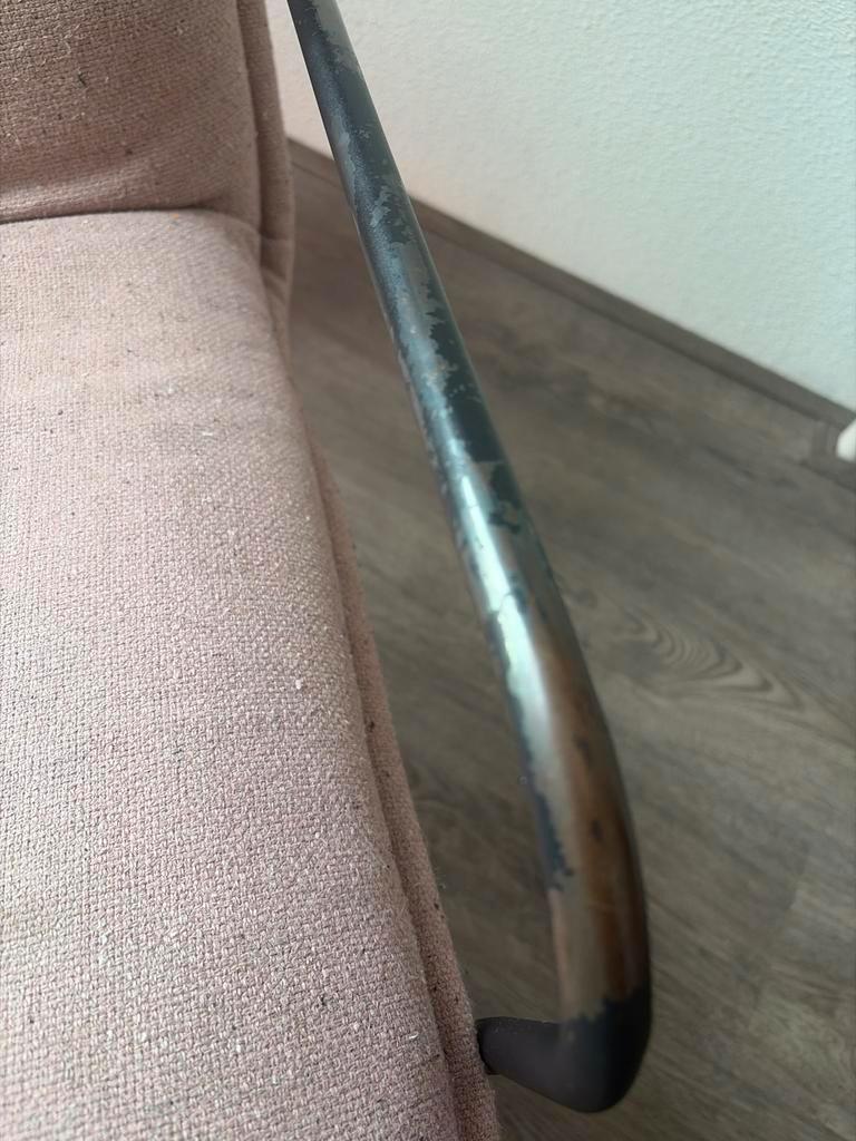 Gratis Roze Lounge Stoel - Opknapper