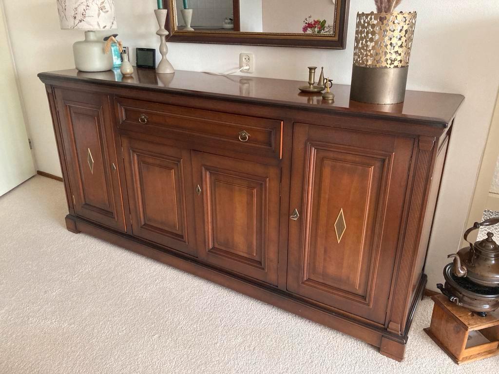 Kersenhouten dressoir