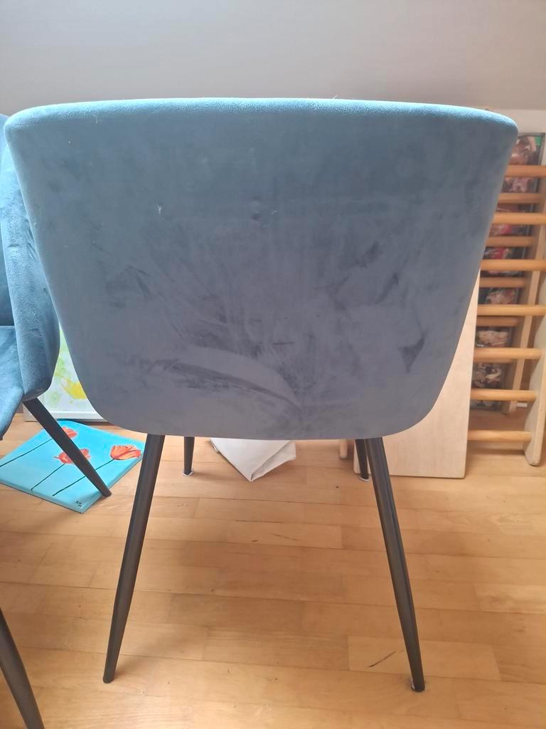 Blauwe velours stoelen gratis
