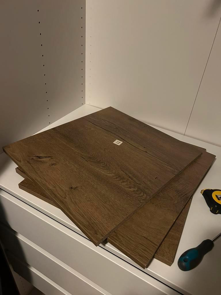 Houten kleding kast - gratis op te halen