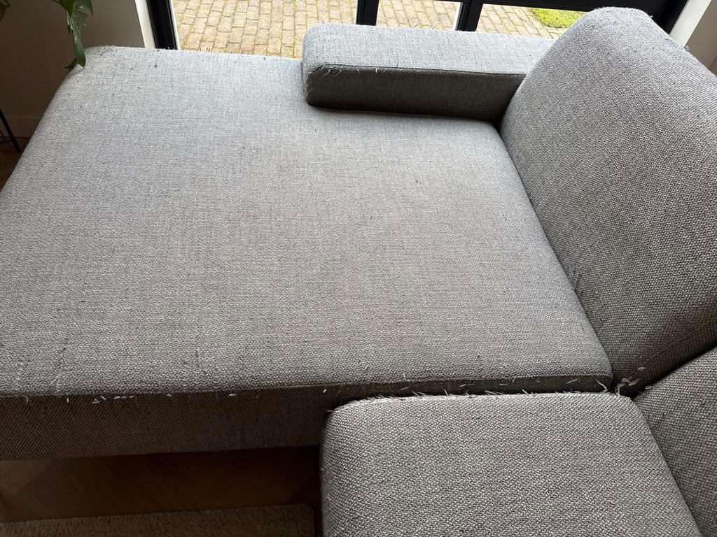 Gratis gebruikte hoekbank met lounge gedeelte