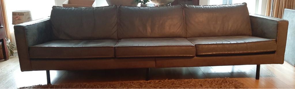 Gratis groene leren 3 zits bank merk Be Pure