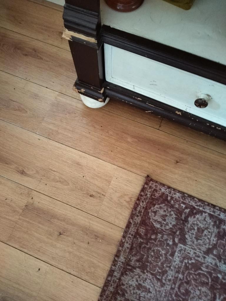 Boekenkast gratis af te halen