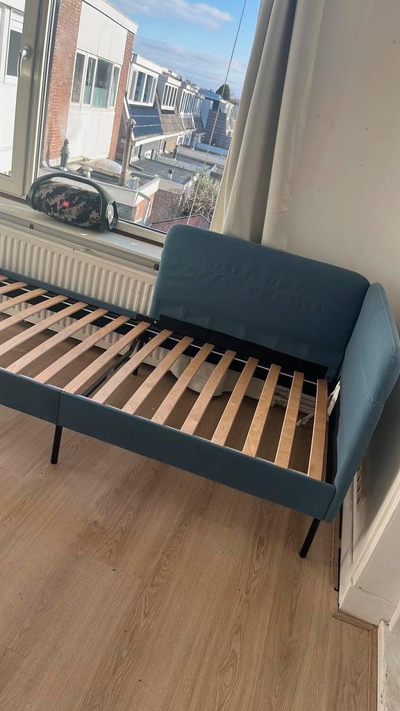 Gratis een persoons bed