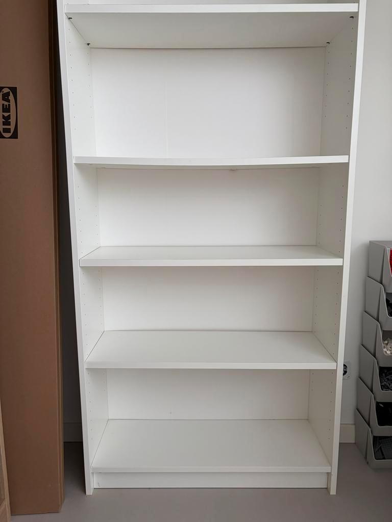 Gratis Ikea Billy boekenkast - Ophalen!