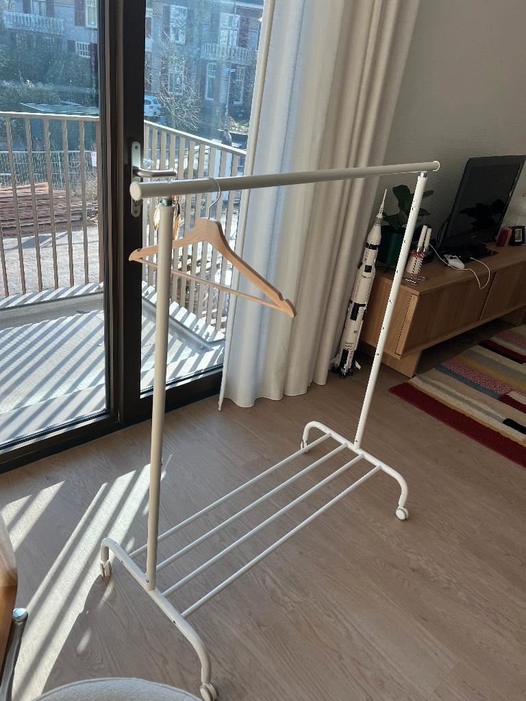 Ikea RIGGA kledingrek