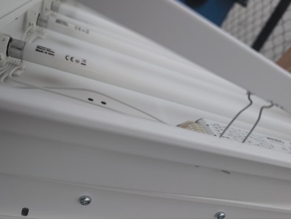 Lichtbak TL buis 60x60 - Gratis afhalen! Inclusief TL buizen