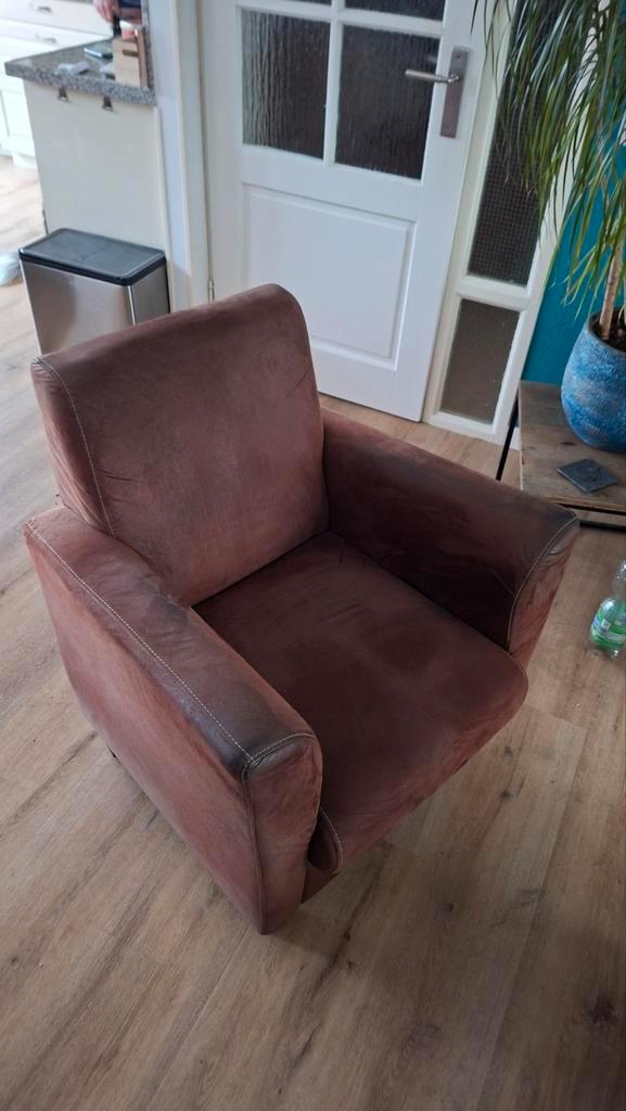 Comfortabele bruine fauteuil