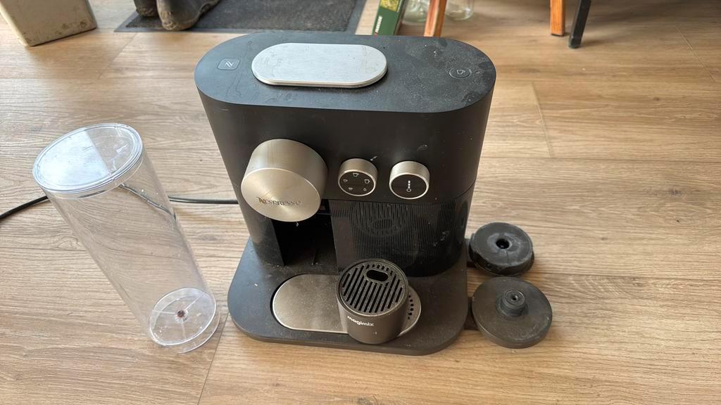 Nespresso machine. Defect
