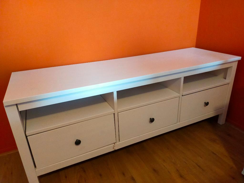 Hemnes tv-kast wit