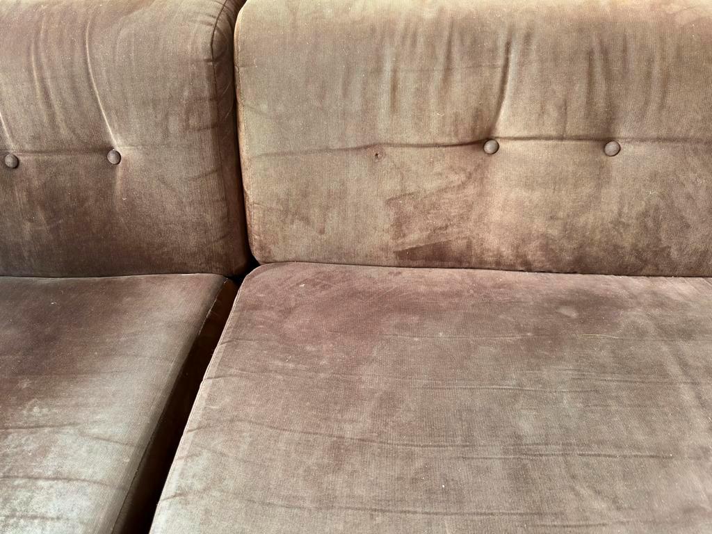 Gratis hoekbank + poef – af te halen