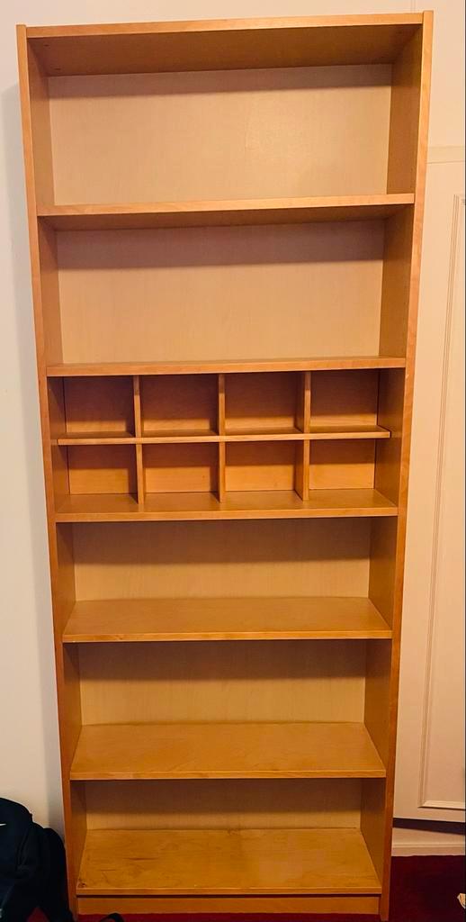 Leuke, hoge kast (200x80x27cm) - Gratis af te halen!