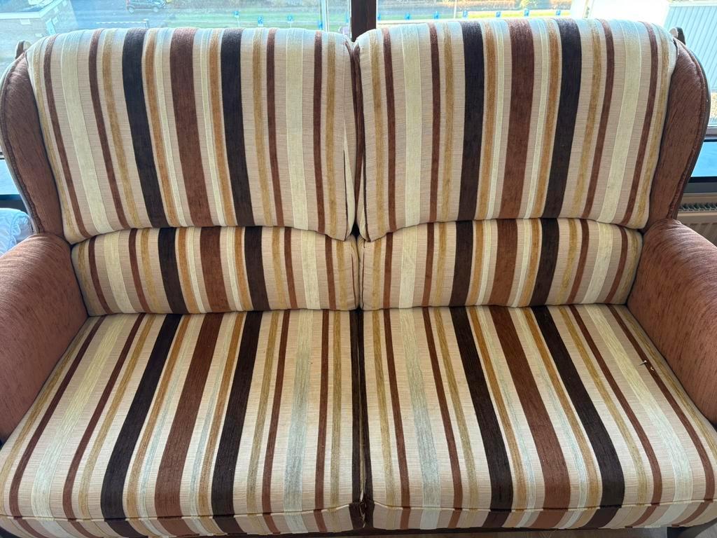 Gratis bank (ophalen Alphen aan den rijn!)