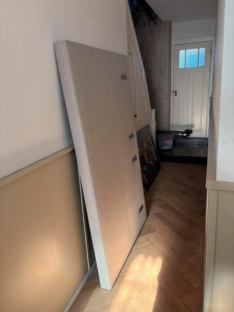 Hoofdbord (gratis en nieuw)