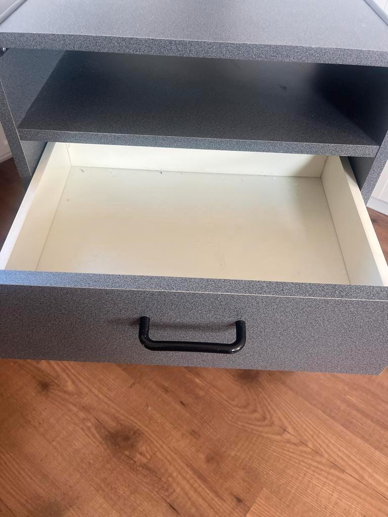 Rollend ladenblok - 66cm hoog, 49cm breed