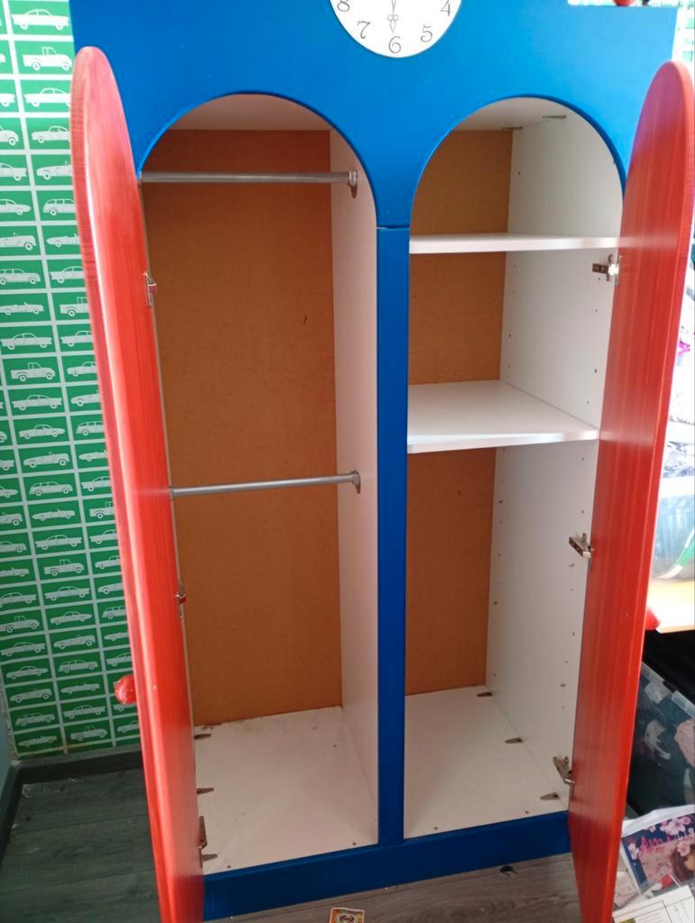 Mooie trein thema kledingkast